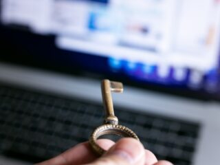 IT資産管理の良事例。成功のポイントとツールの選び方も解説