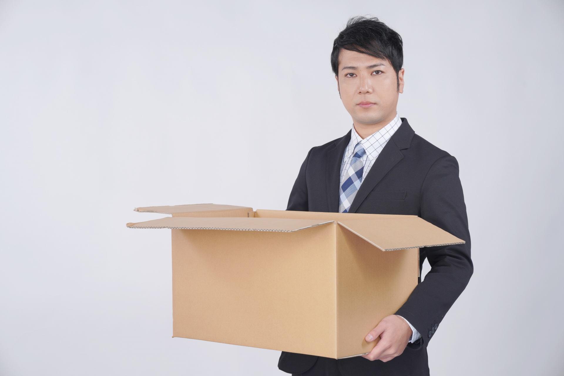 退職者による情報持ち出しのリスクとは？必要な対策とポイント・有効なツールなどを解説