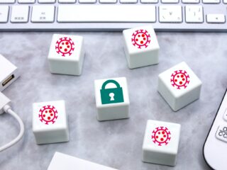 危殆化（きたいか）とは？情報セキュリティにおける実例と必要な対策を解説