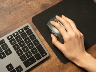 マウスジグラーとは何か？種類や仕組み、不正な利用への対処法などを解説