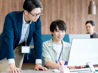 ITガバナンスとは何か？内部統制との関係と情報漏洩対策の基本を解説